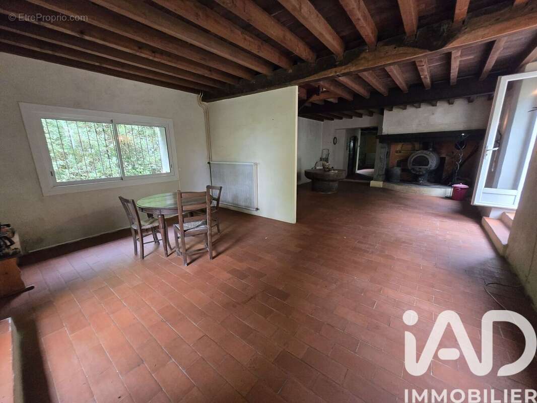 Maison 160 m² à Louvie-Juzon  - photo 7