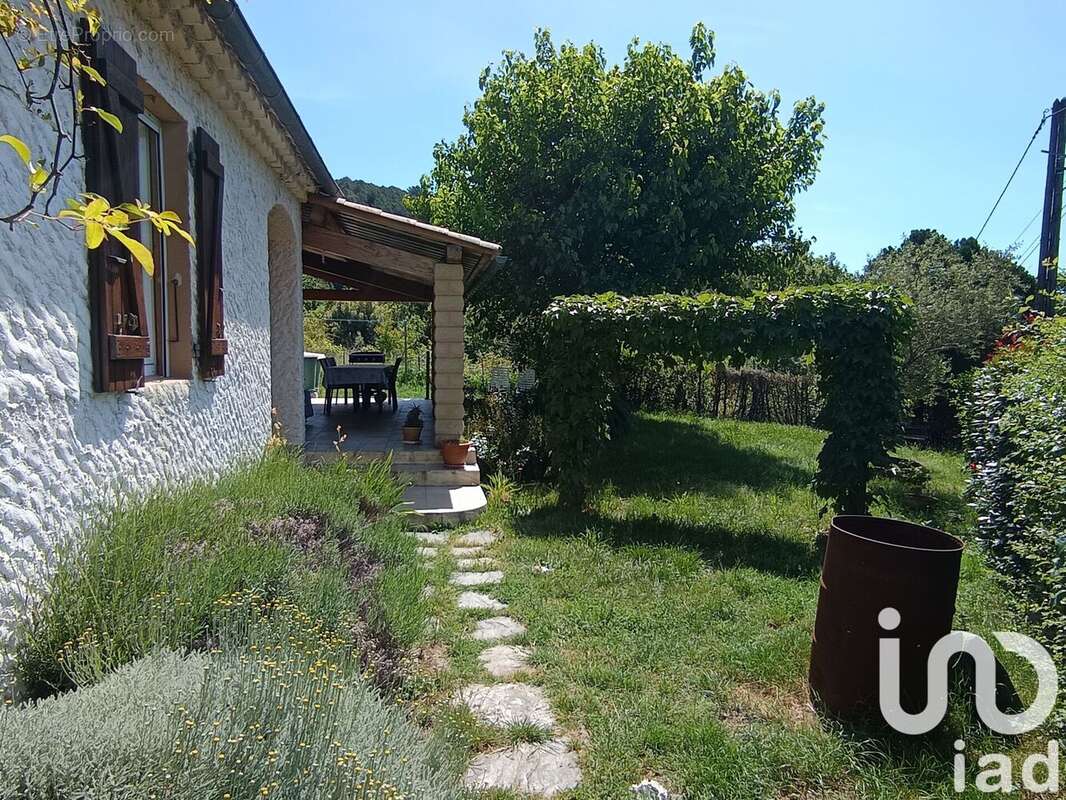 Maison 70 m² à Faugeres  - photo 6