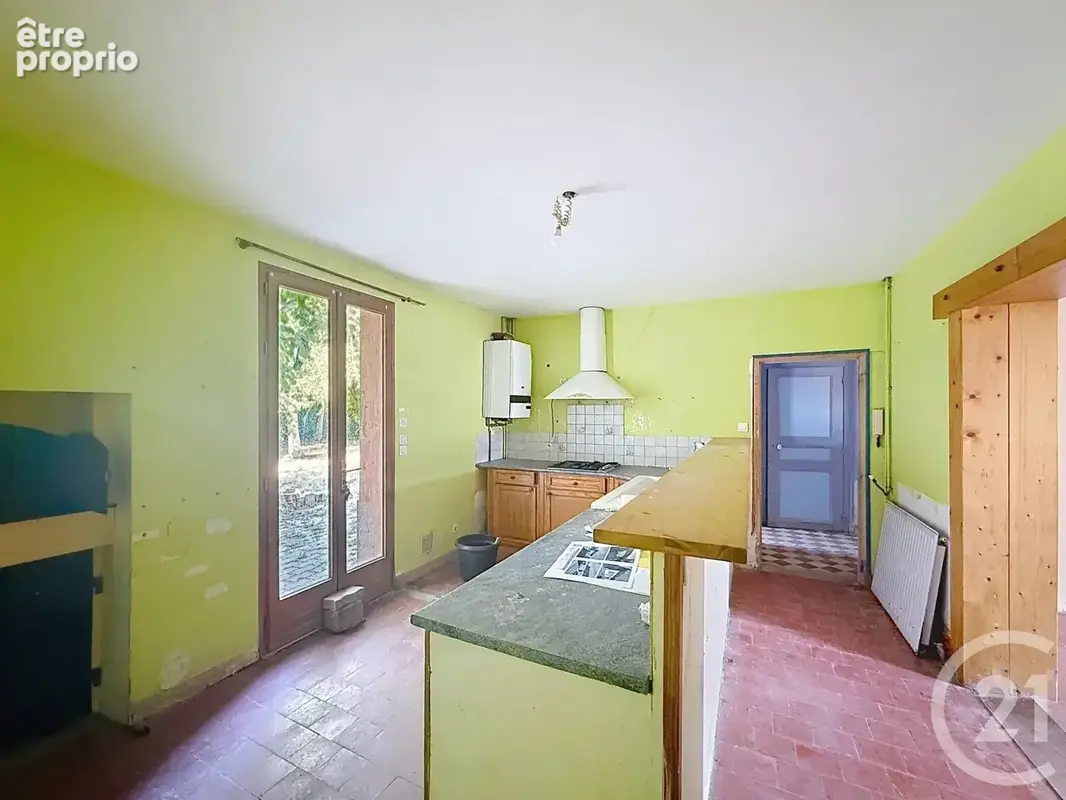 Maison 5 pièces 143 m² à vendre à Saint-Parres-Aux-Tertres (10410) - photo 2