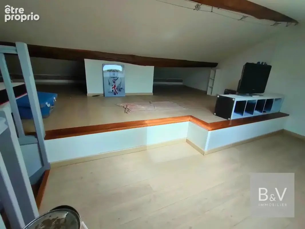 Maison de charme de 340 m² avec jardin - photo 15