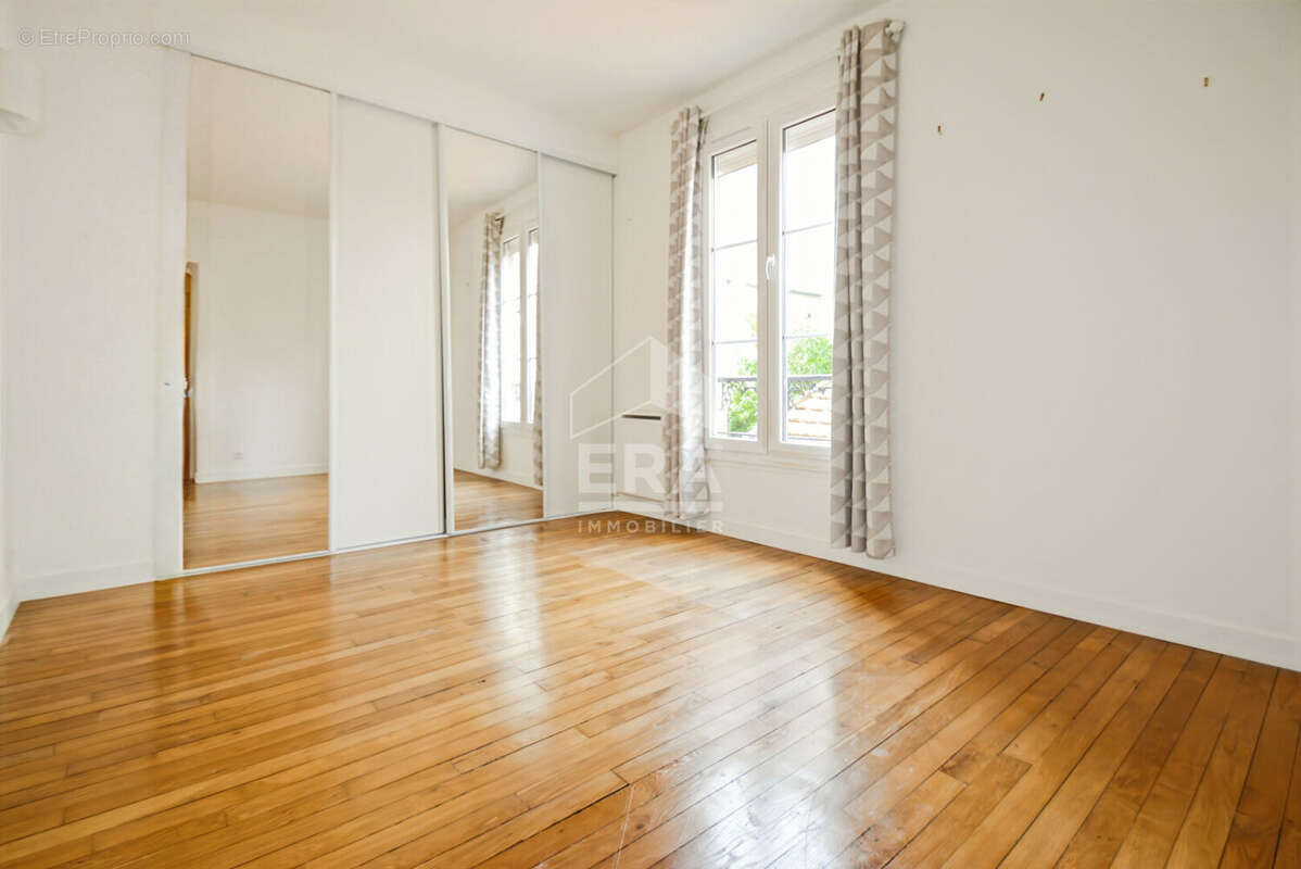 Appartement à ISSY-LES-MOULINEAUX