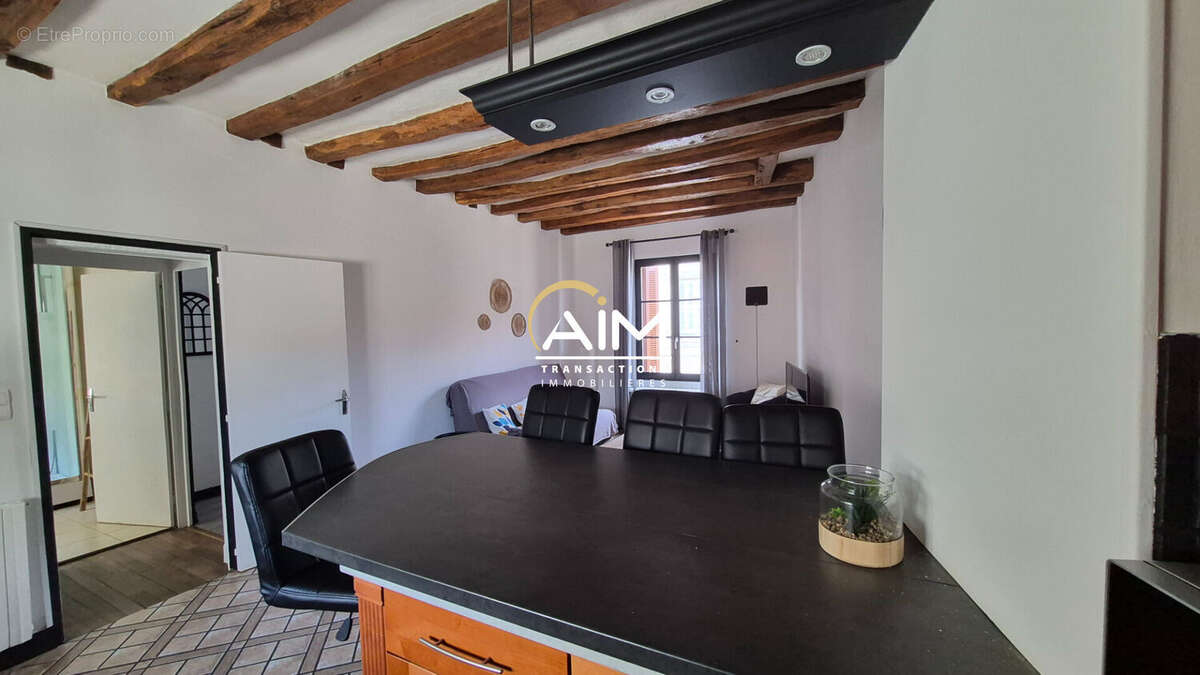 Appartement à BLERE