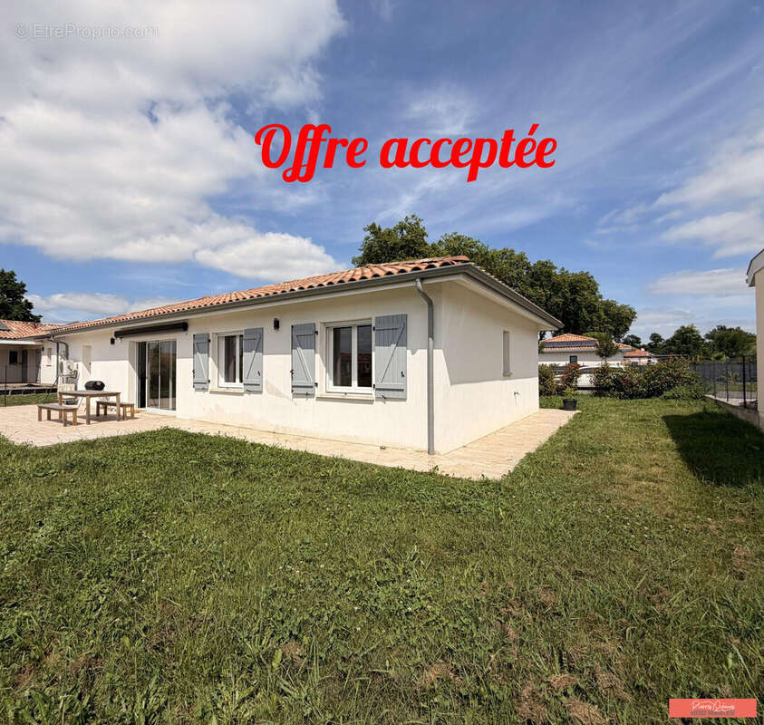Maison à PORT-DE-LANNE