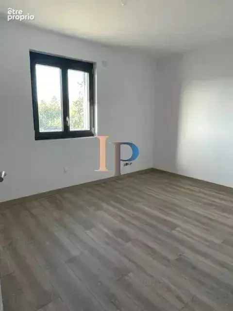 Maison renovee centre ville - photo 11