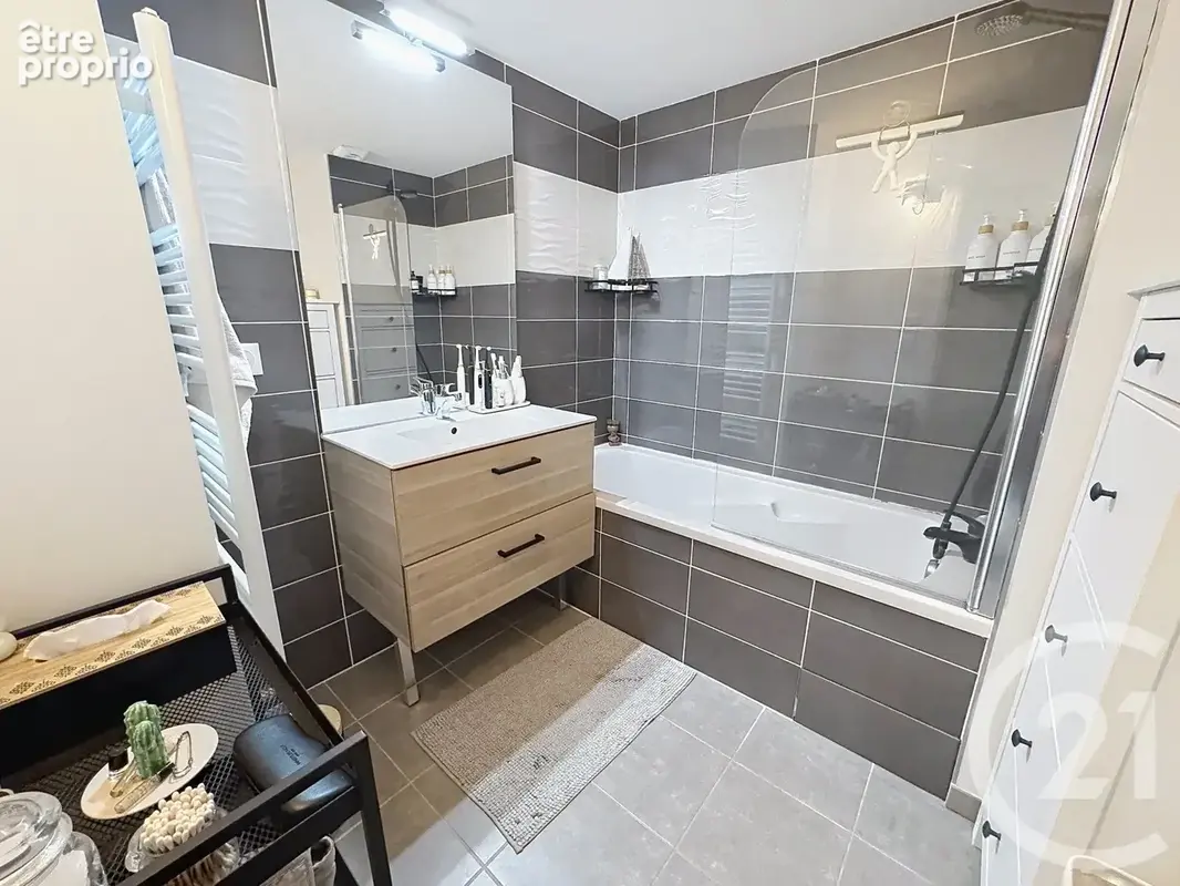 Appartement 3 pièces 60 m² à vendre à Lyon-7e (69007) - photo 11