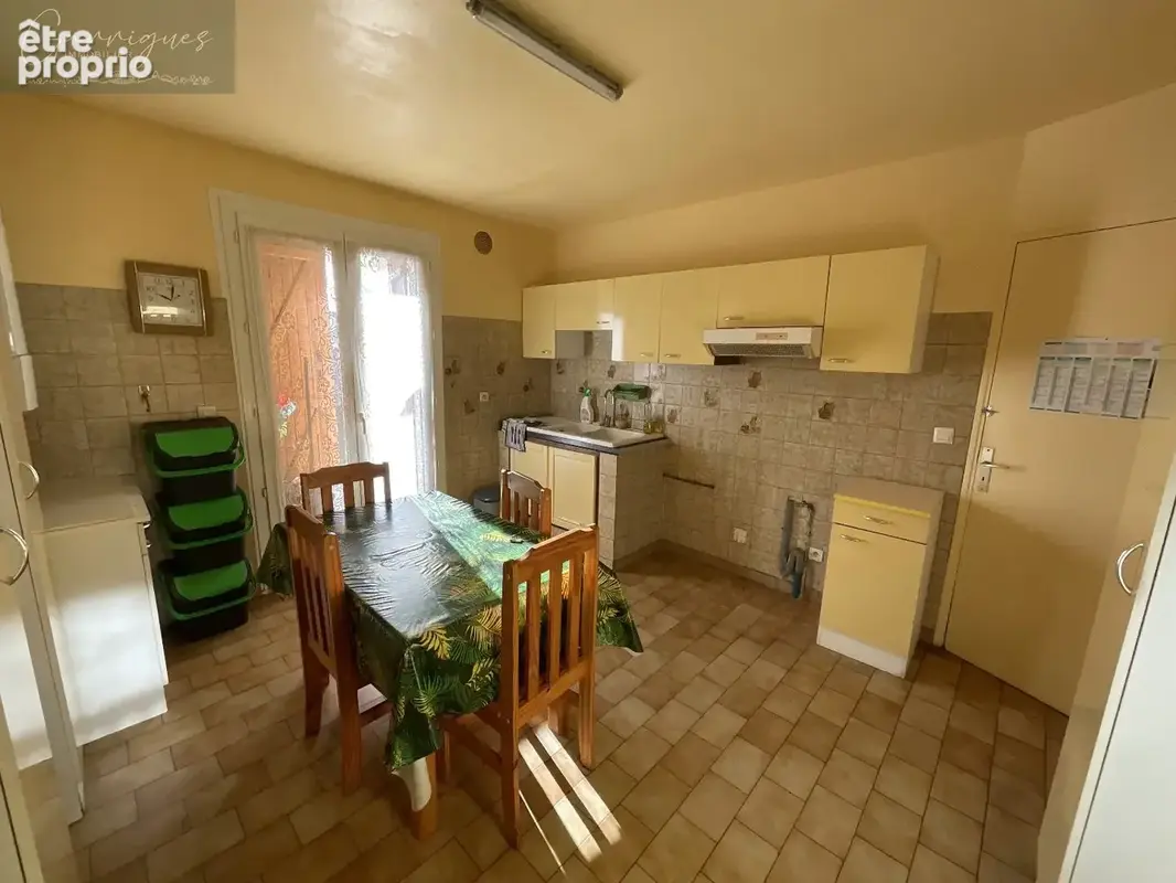 Milhaud, villa 6 Pièces. - photo 5