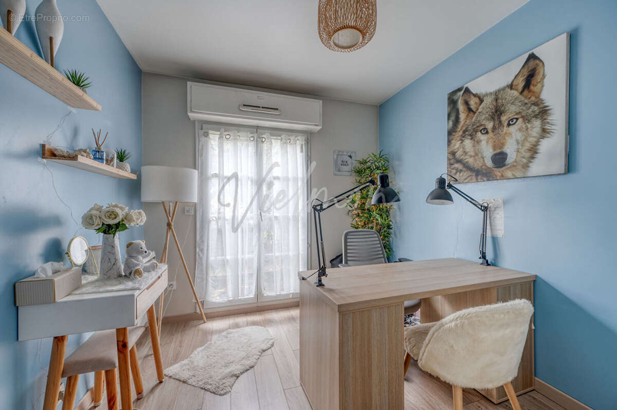 Appartement à LE PLESSIS-ROBINSON