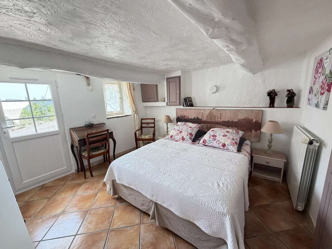 Bâtisse de caractère – 166 m² – Piscine – Chambres d’hôtes – Plus de 5 000 m² de terrain - photo 5