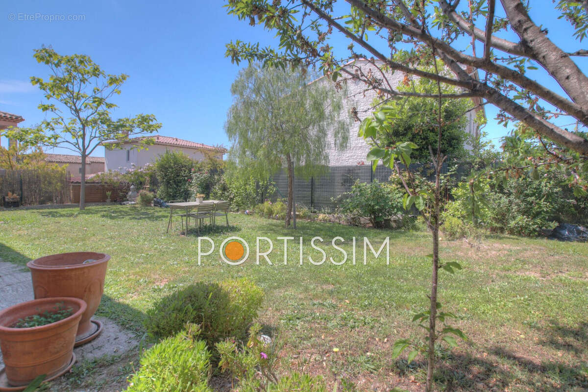 Maison 85 m² à Cagnes-Sur-Mer  - photo 2
