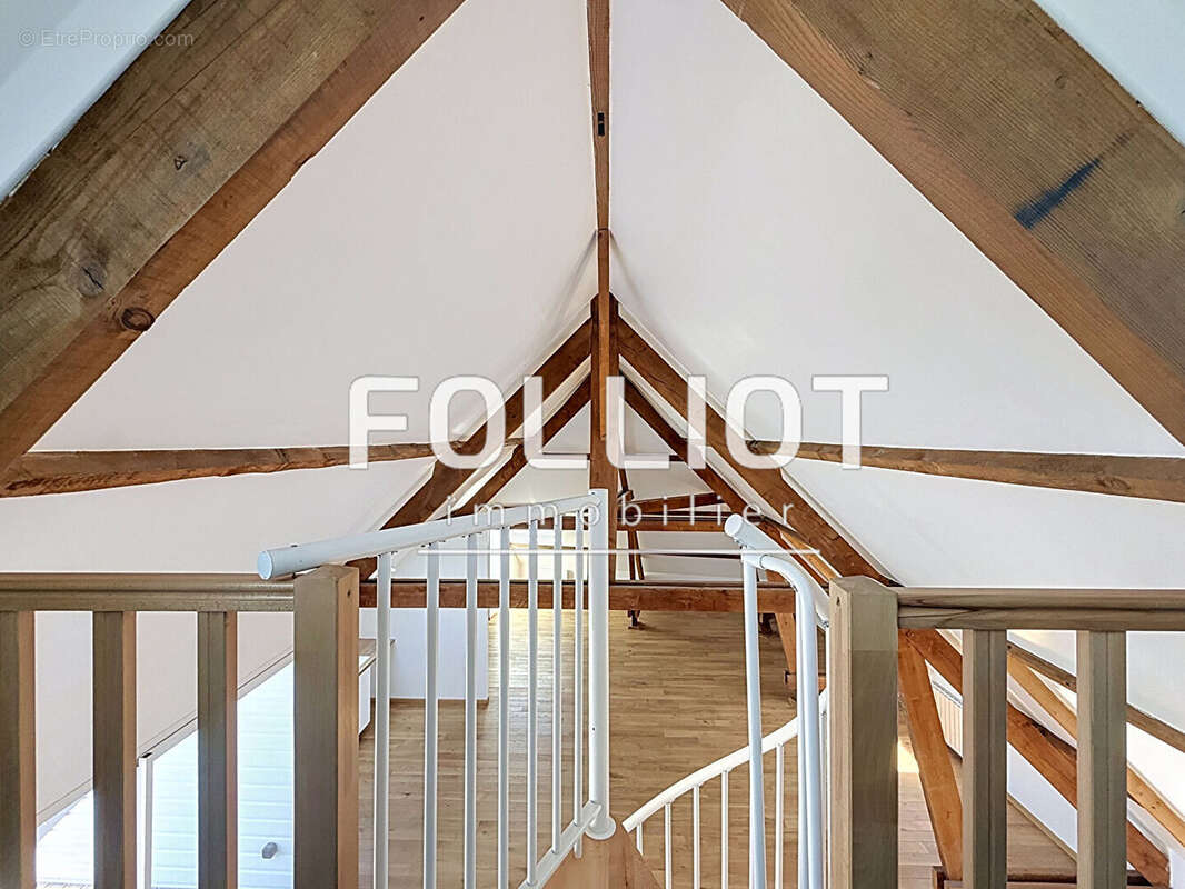 A Vendre  Appartement de charme style loft ? Dernier étage ? Terrasse et vue dégagée ? Coeur de Barneville-Carteret - photo 17