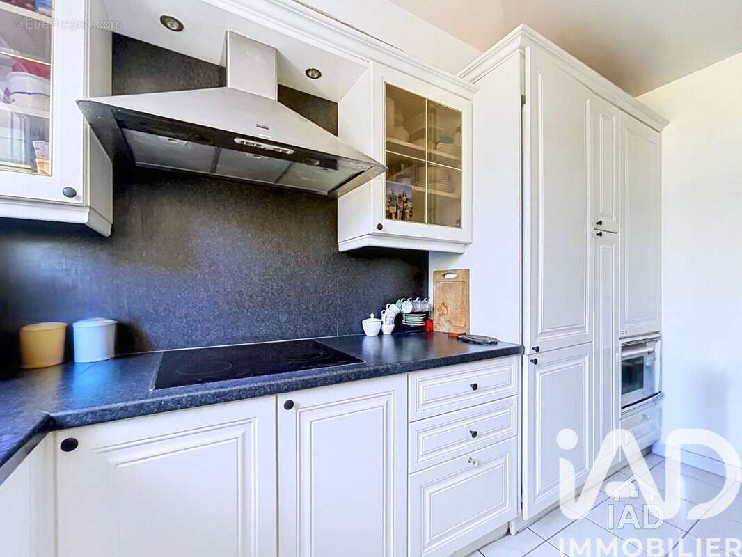 Photo 4 - Appartement à ASNIERES-SUR-SEINE