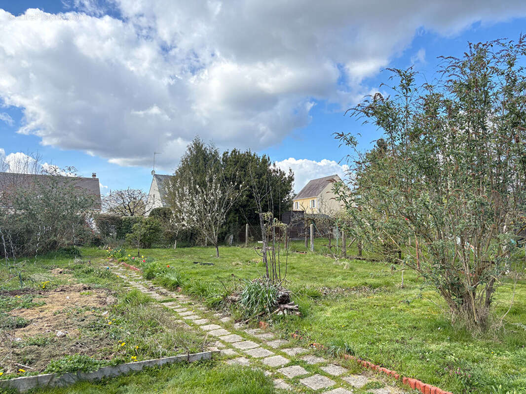 Maison à SAINT-MARTIN-LE-NOEUD