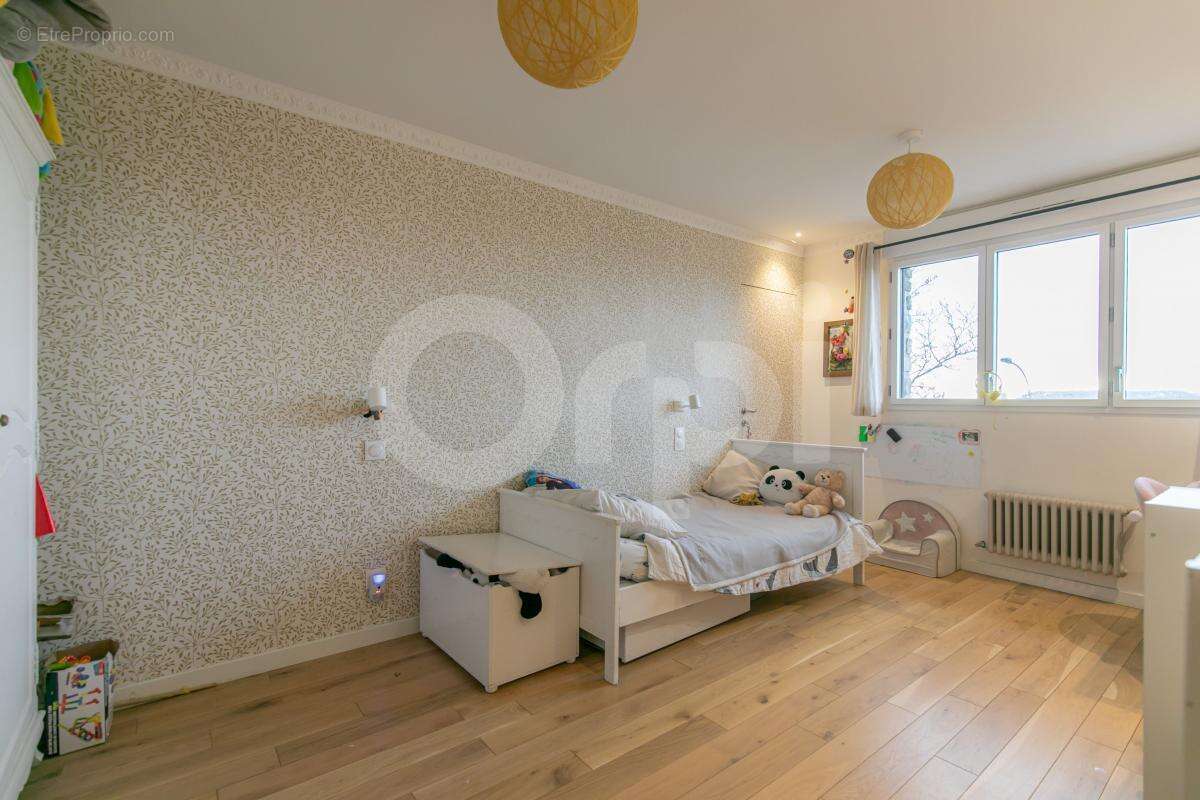 Maison à FONTENAY-SOUS-BOIS