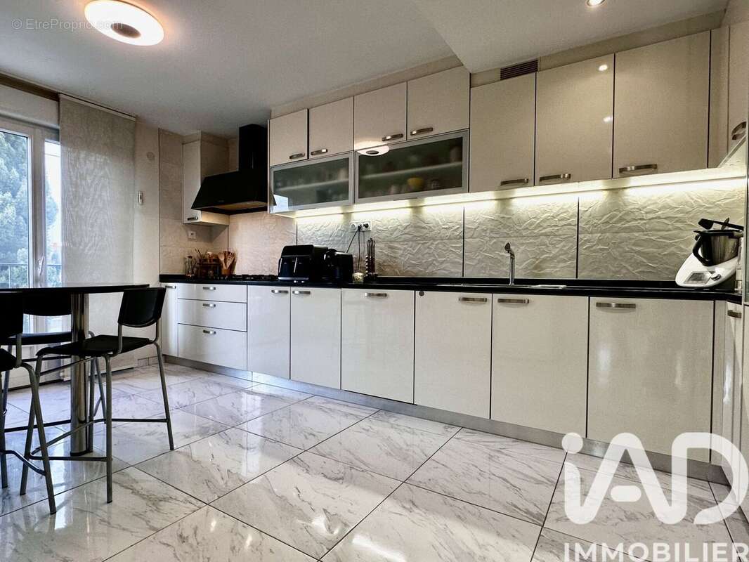 Photo 4 - Maison à FLEURY-LES-AUBRAIS