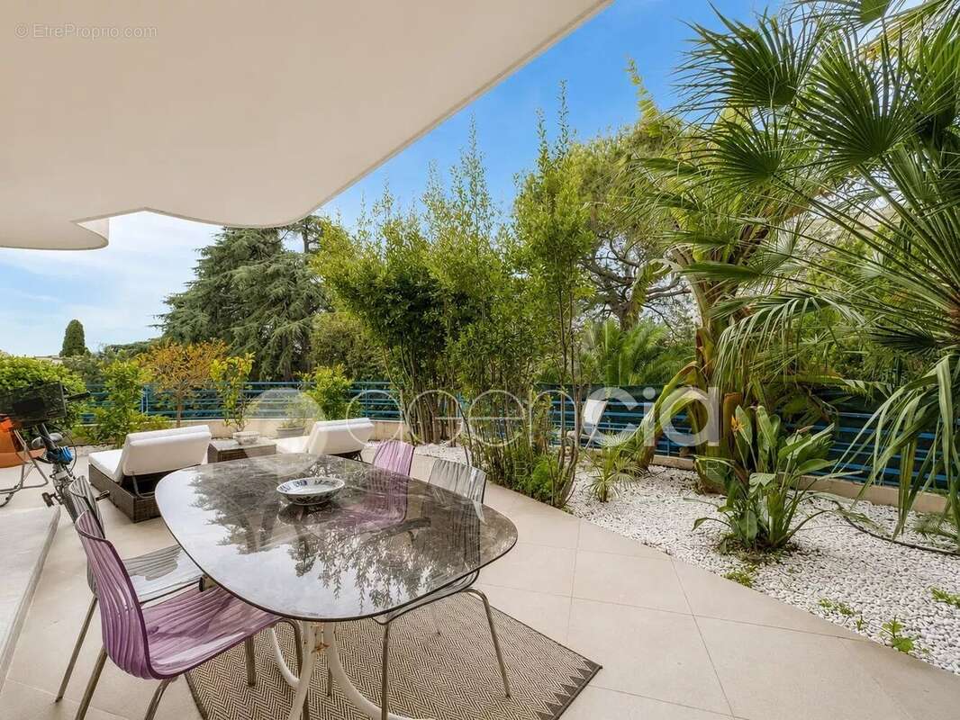 Appartement à CANNES