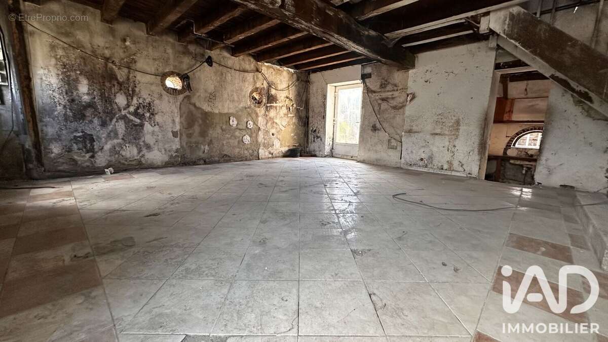 Maison 120 m² à Poilly-Lez-Gien  - photo 4