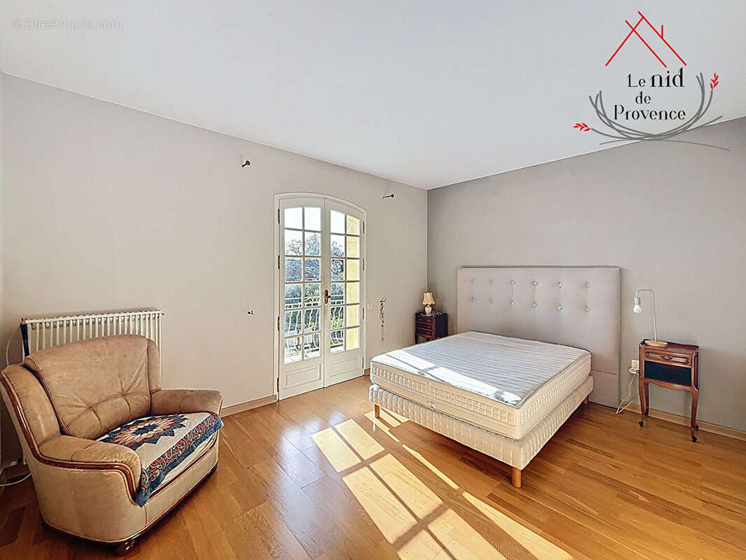 Maison à SAINTE-CECILE-LES-VIGNES