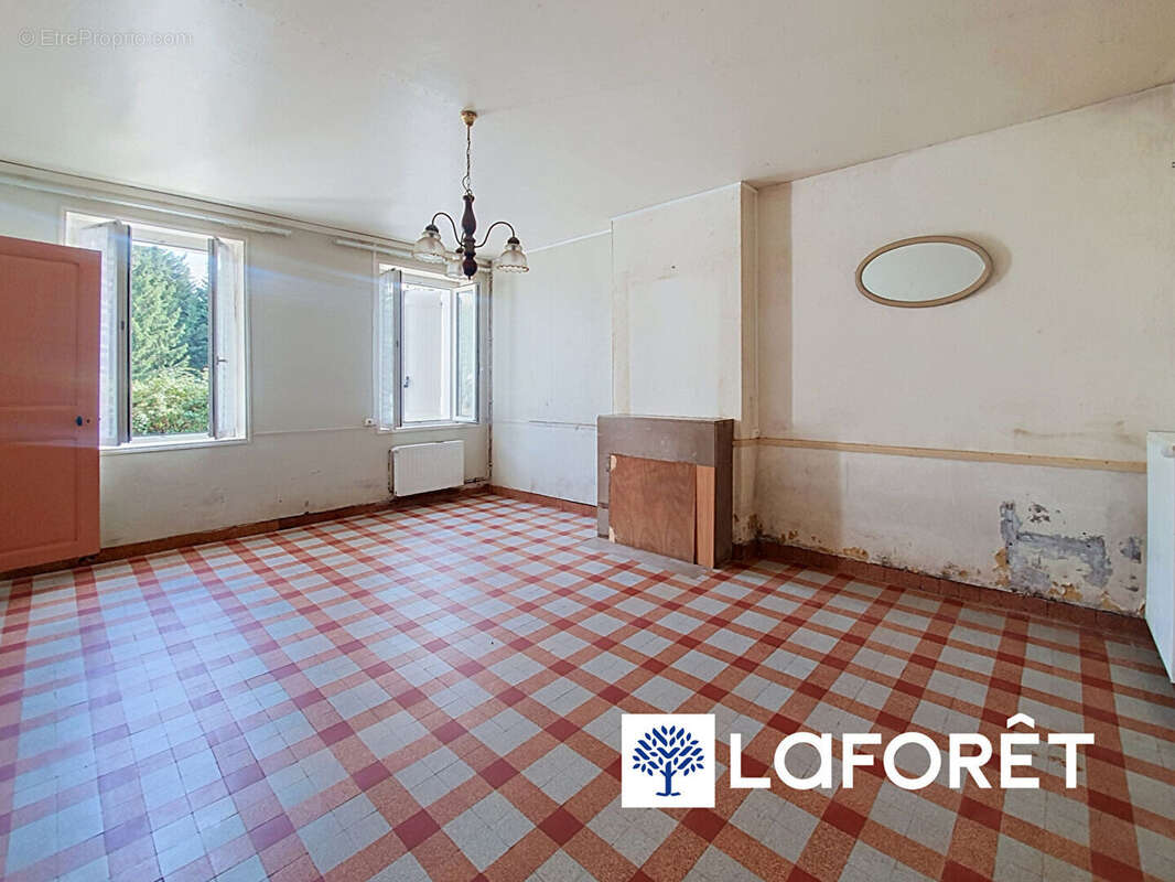 Maison 4 pièces 97 m² à vendre à Montchamp (14350) - photo 4