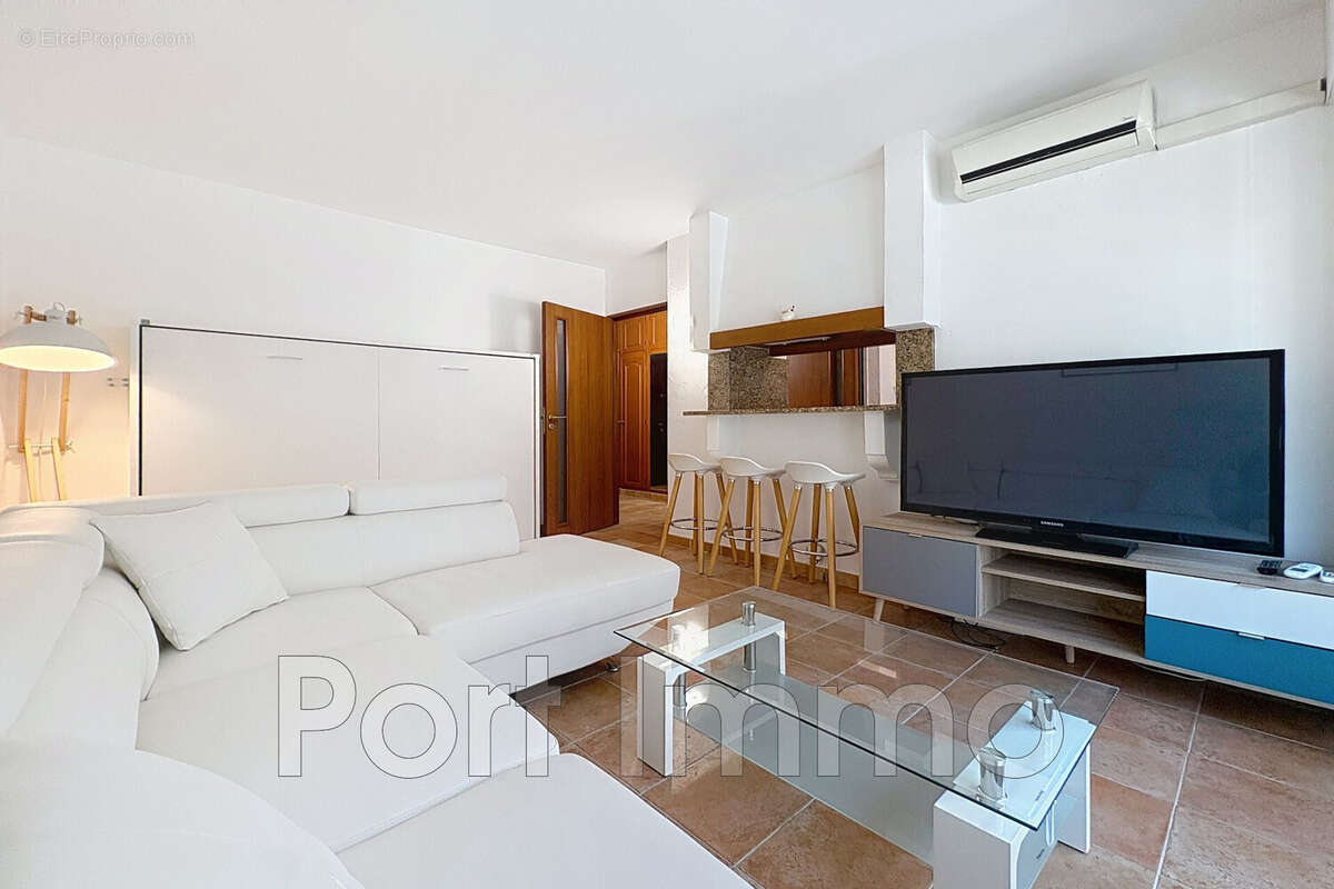 Appartement à CAGNES-SUR-MER