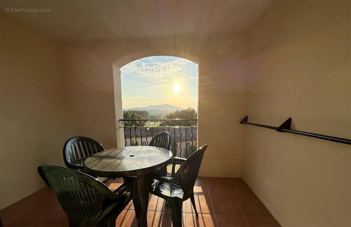 Appartement à MALLEMORT