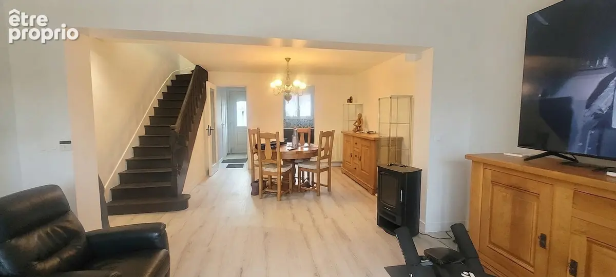 Maison 5 pièces 84 m² à vendre à Chambly (60230) - photo 2