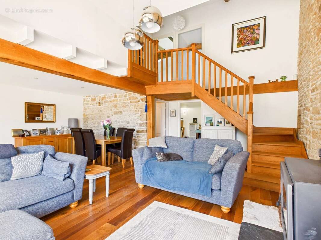 Maison à LIMALONGES