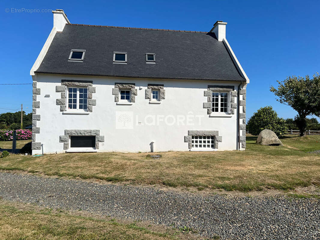 Maison à PLEUBIAN