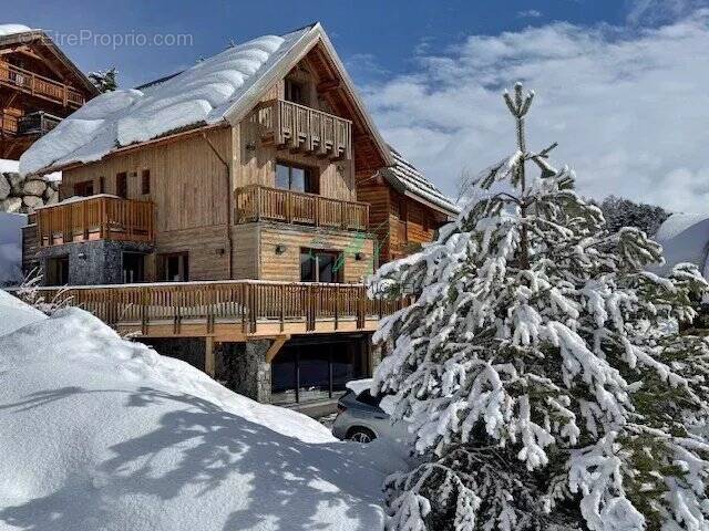Maison à SAINT-ETIENNE-DE-TINEE