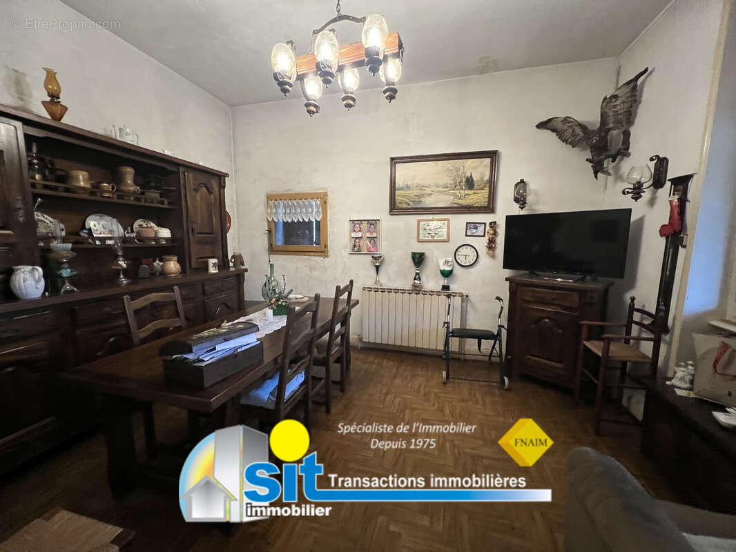 Maison à SAINT-ROMAIN-EN-GAL