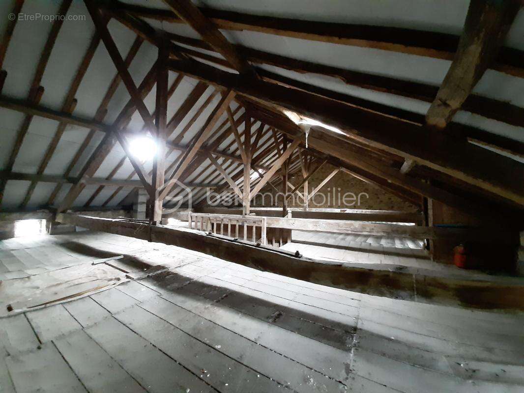 Maison à SAINT-CHRISTOPHE
