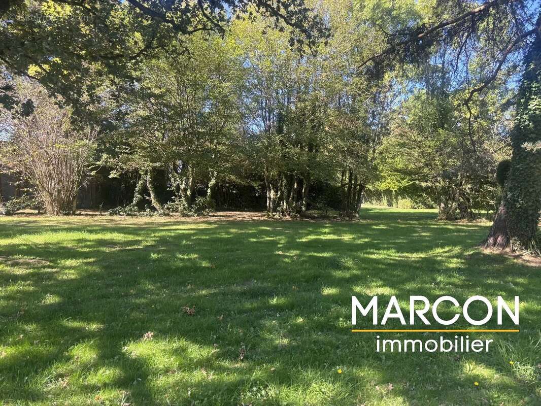 Maison à ARNAC-LA-POSTE