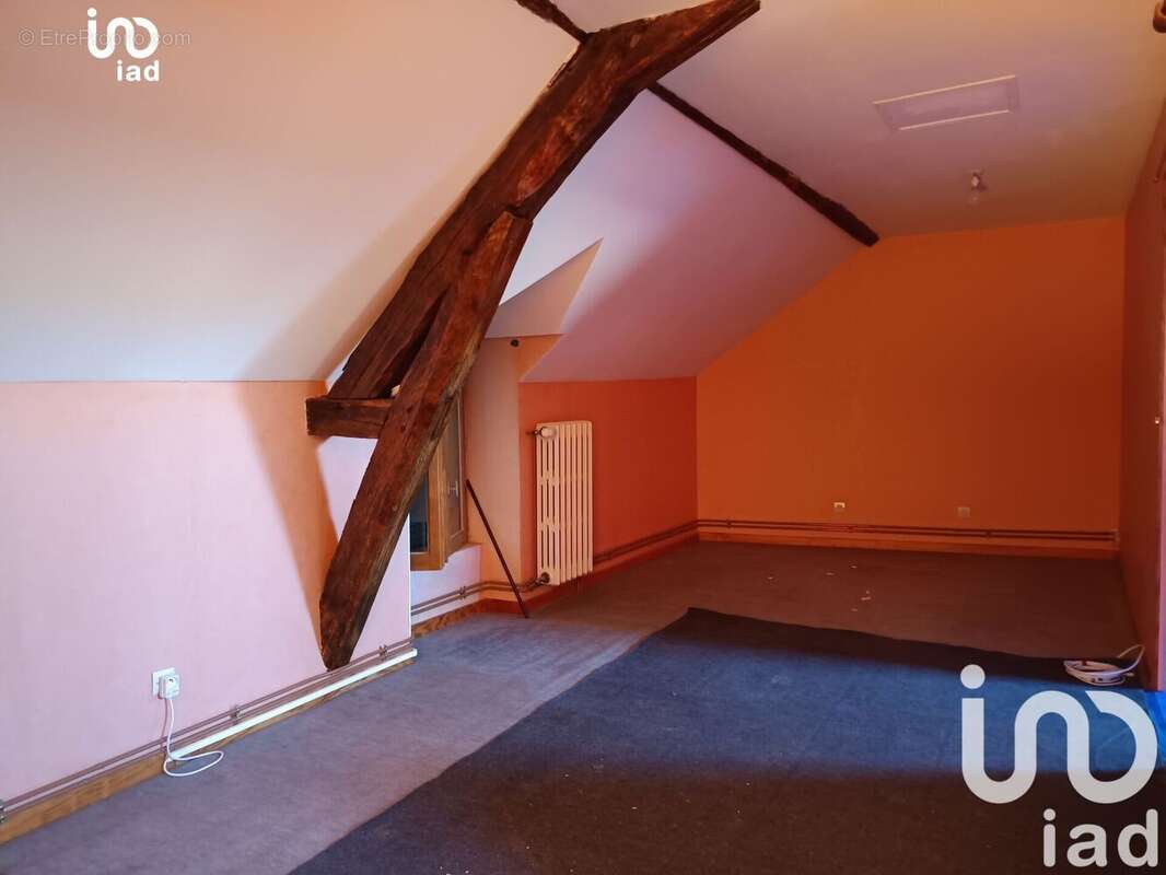 Maison 134 m² à Venesmes  - photo 5
