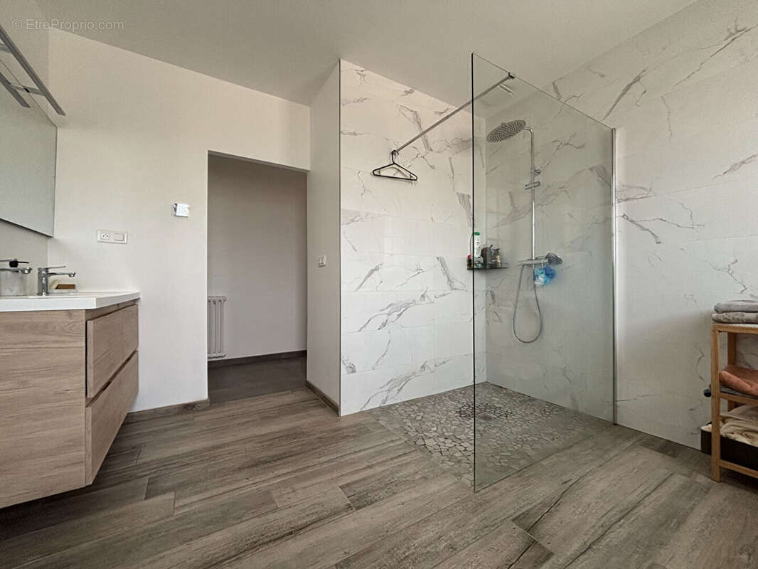 Maison à CISSAC-MEDOC