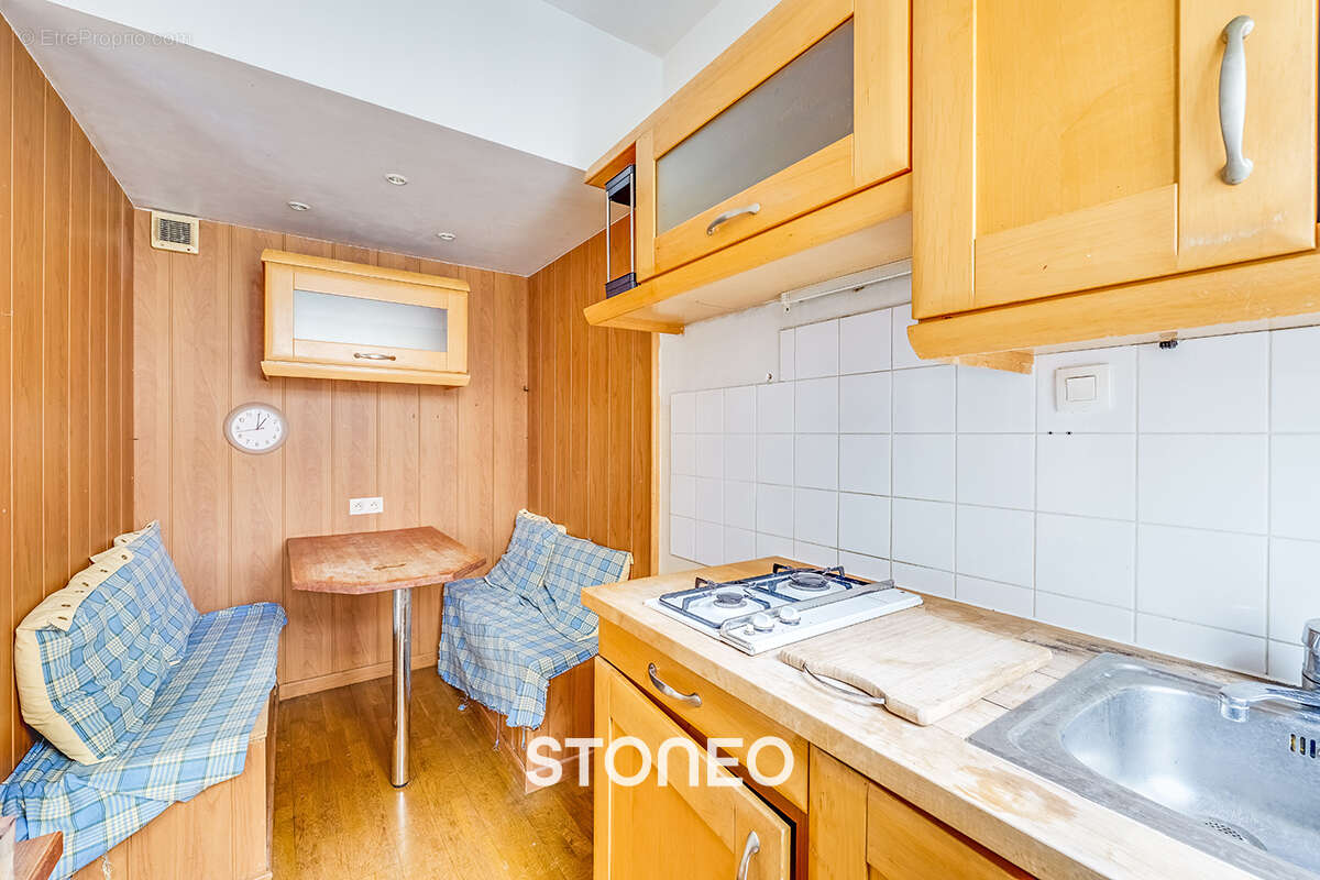 Appartement à PARIS-7E