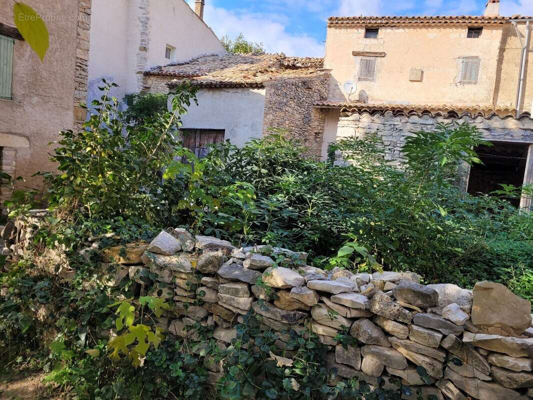 Maison à SAUMANE