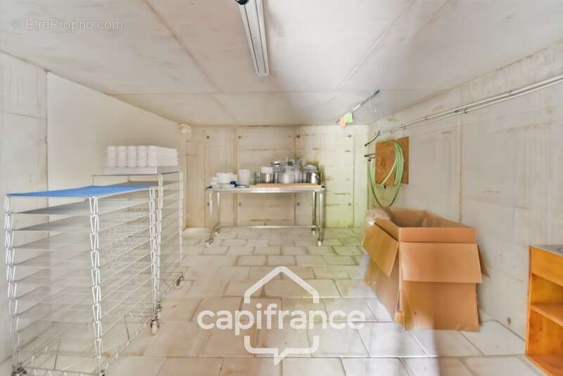 Maison à vendre 13 pièces proche de LONS LE SAUNIER (39) - photo 23