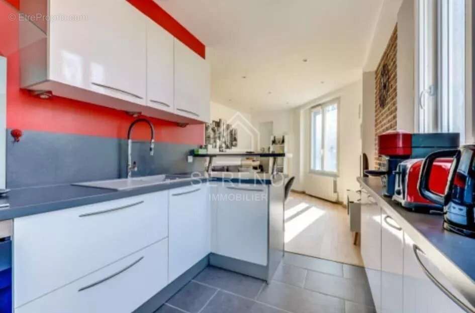 Appartement à LE PERREUX-SUR-MARNE