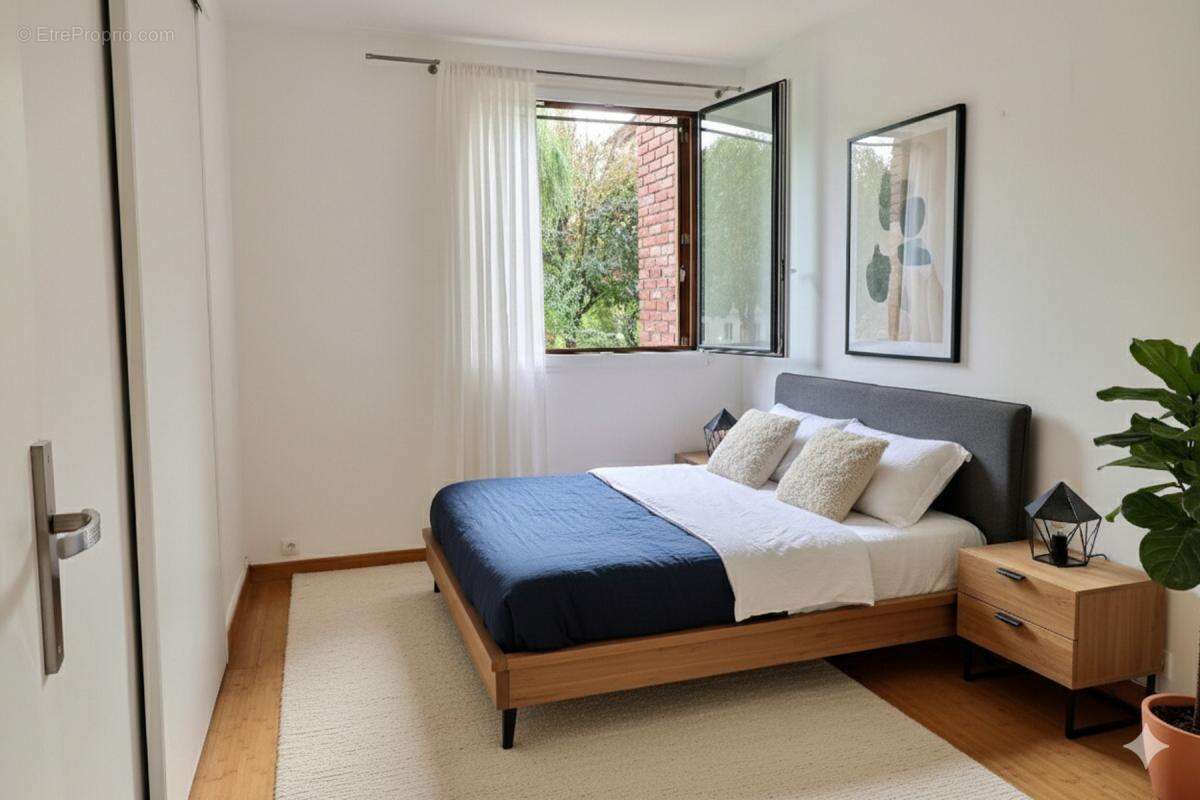 Appartement à MAREIL-MARLY