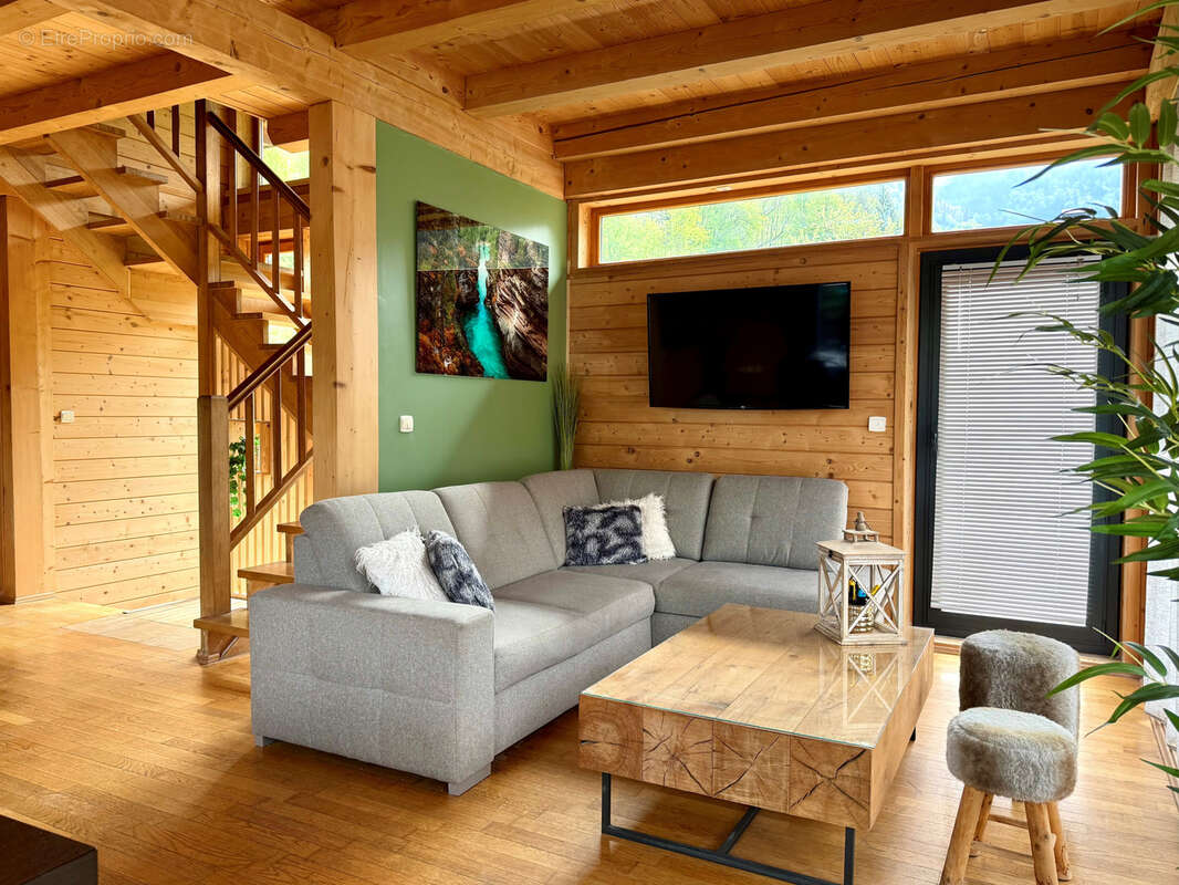 Maison à BONNEVILLE