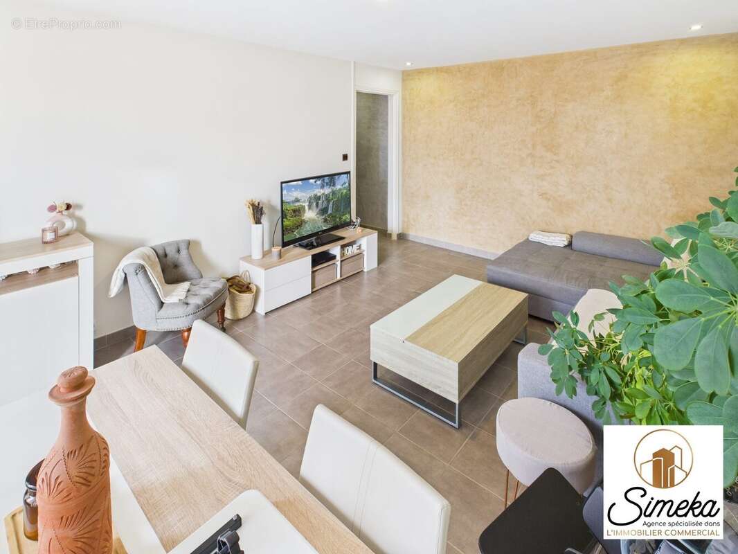 Appartement à LA CHAPELLE-SAINT-LUC