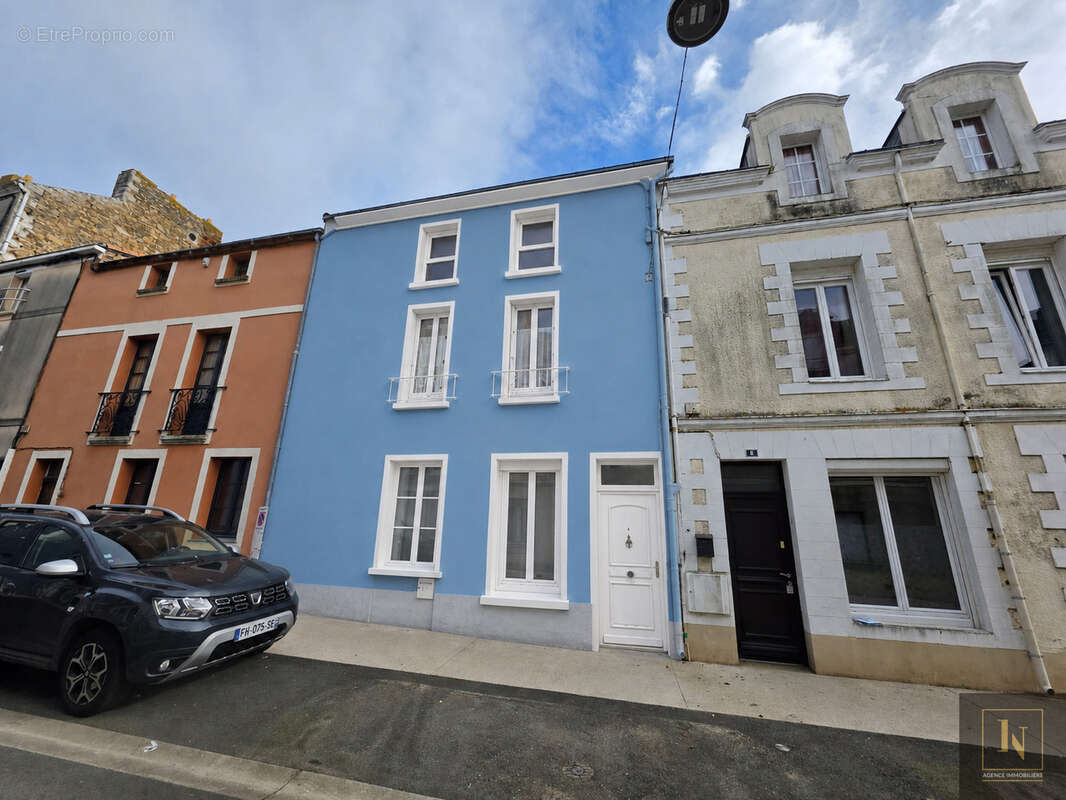 Maison à PAIMBOEUF