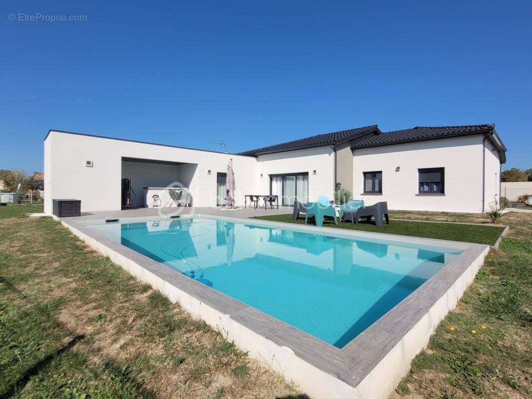Maison à CASTELSARRASIN
