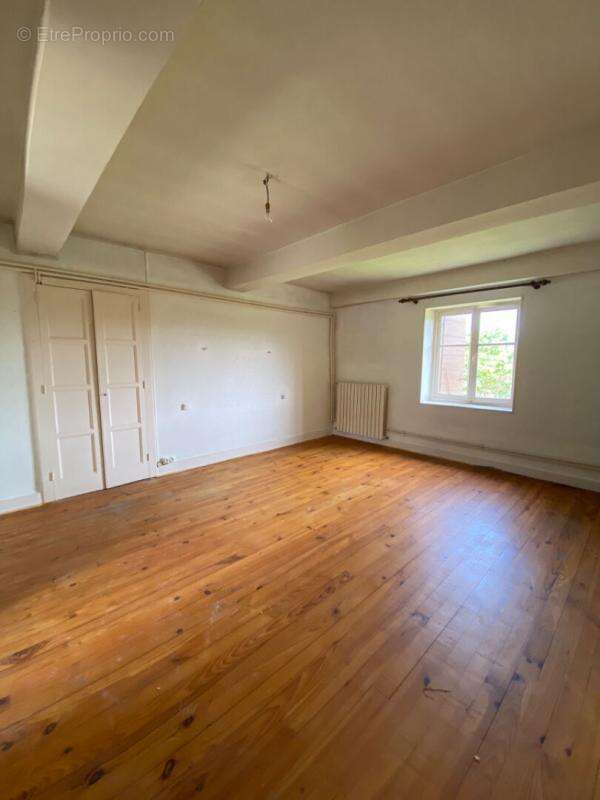 Maison à POLLIONNAY