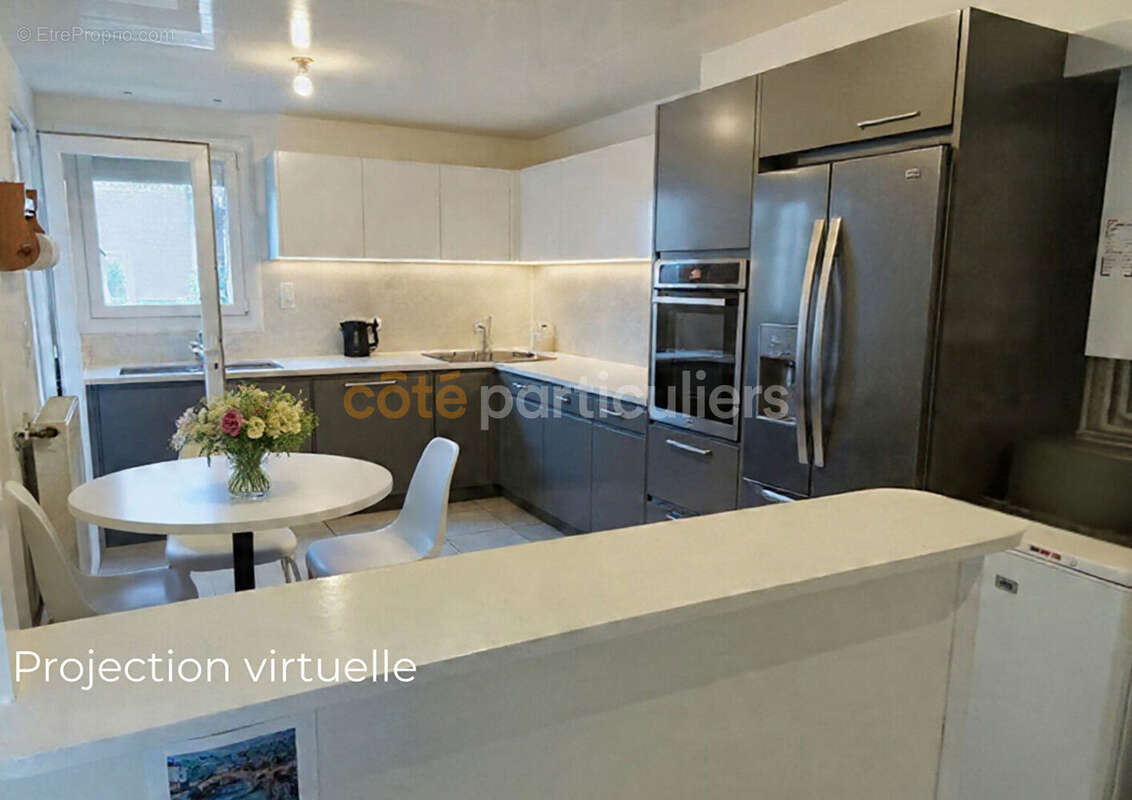 Appartement à LATTES