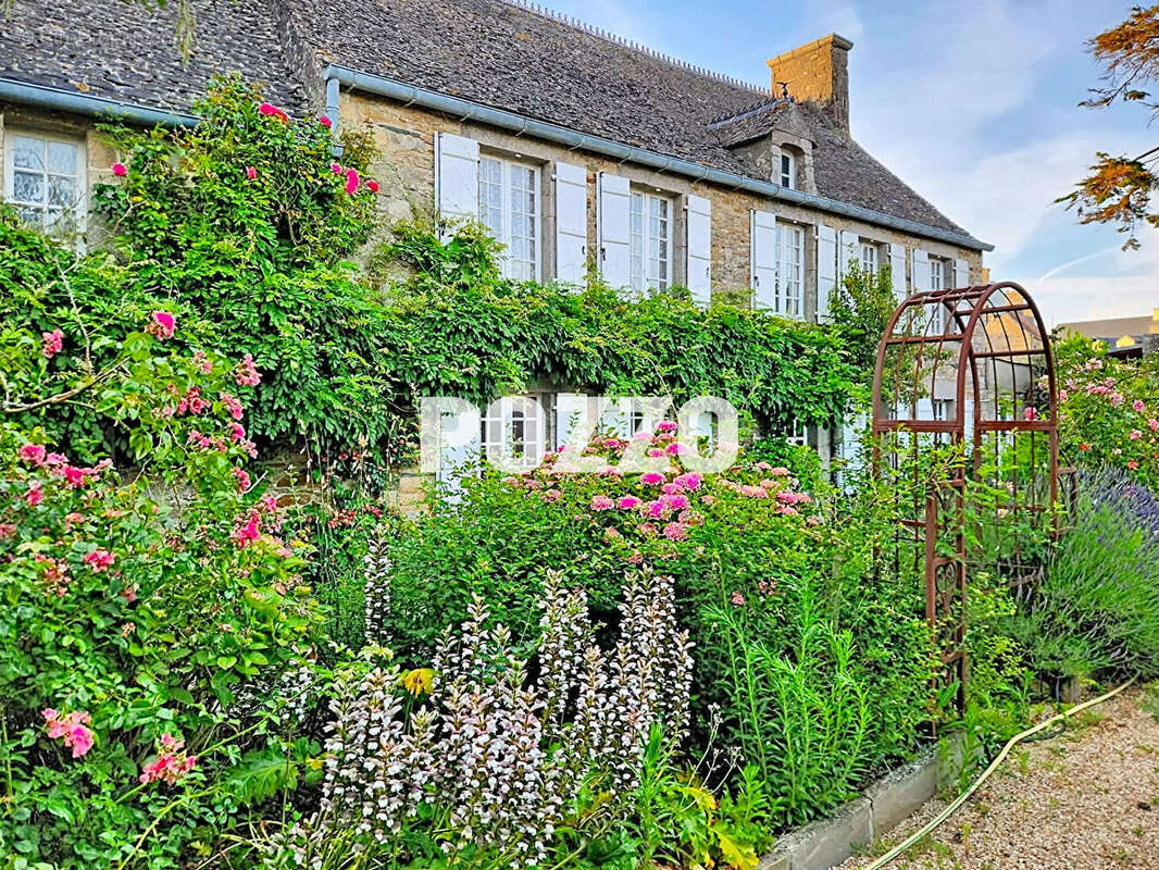 Maison à SURTAINVILLE