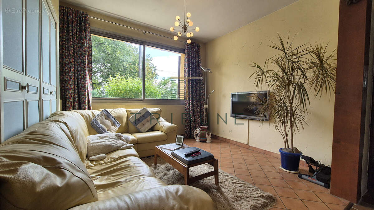Maison à LAROQUE-TIMBAUT