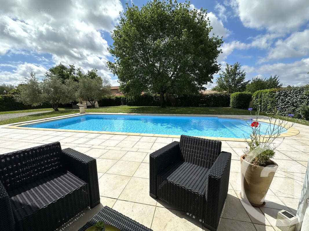 Maison à BRAX
