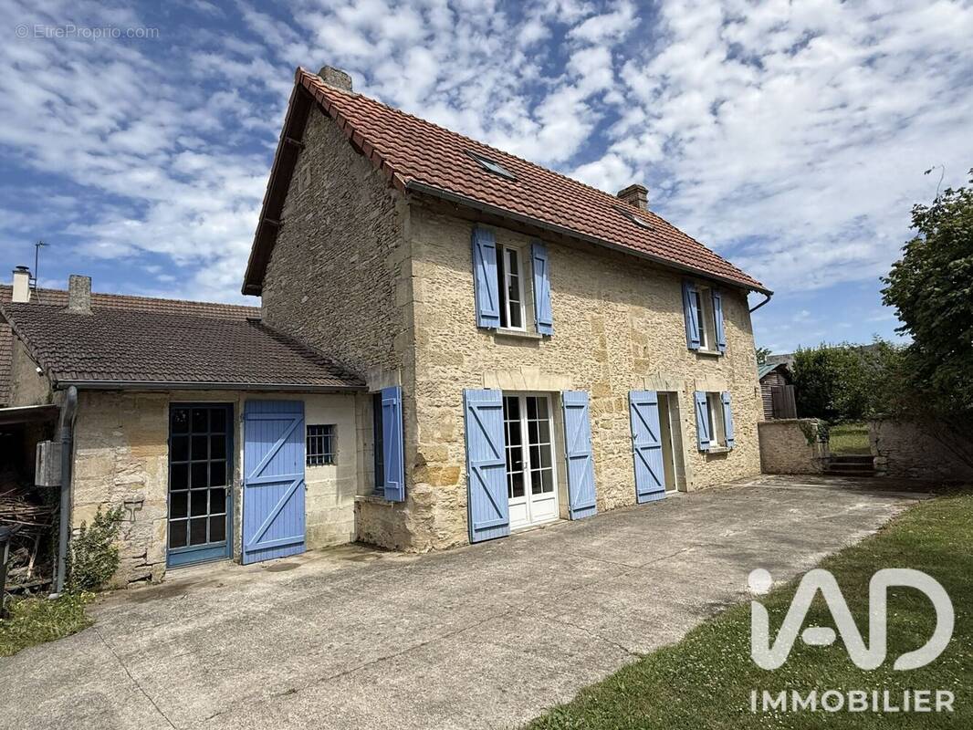 Photo 1 - Maison à BASLY