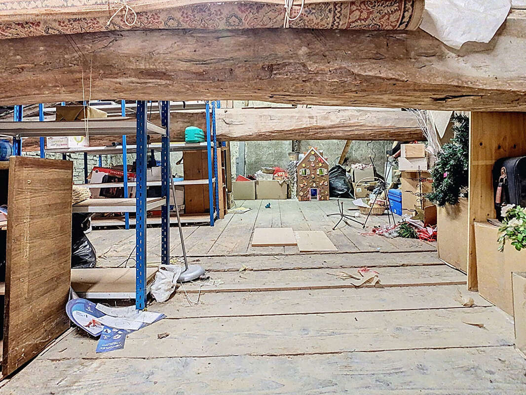 Maison à PONT-DE-VAUX