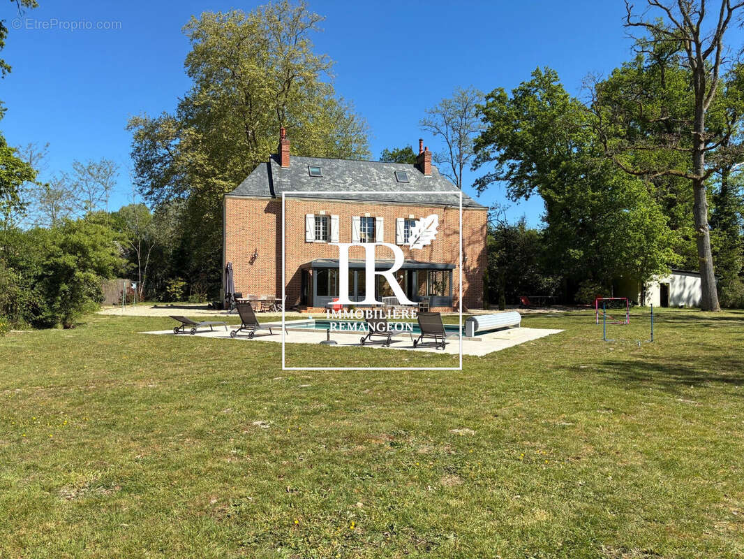 Maison 163 m² à Lamotte-Beuvron  - photo 2